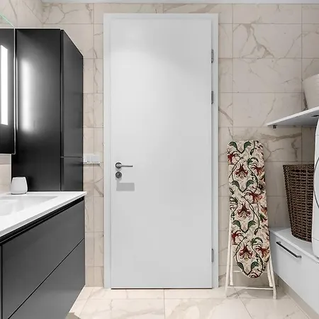 Luxury Penthous - 3 Bedroom - 2 Bath - Freeparking - Downtown 公寓